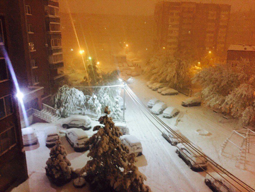 Почему сегодня в красноярске. Снег в Красноярске сегодня. Красноярск сейчас.